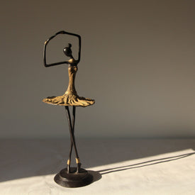 Sculpture en bronze d'une ballerine - statue élégante en robe jaune hauteur 38/42cm