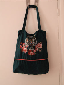 Sac shopping artisanal en velours fait main - Tigre vert et fleur rose - 40x40cm